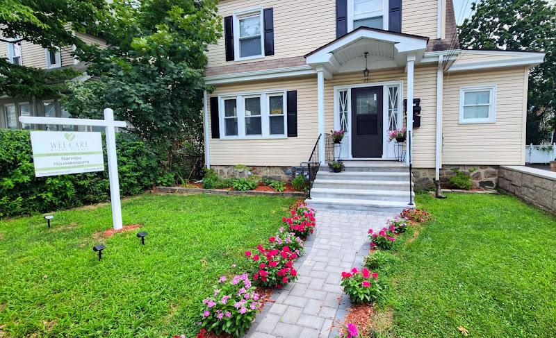 Negocio Wee Care Nanny & Sitting Service